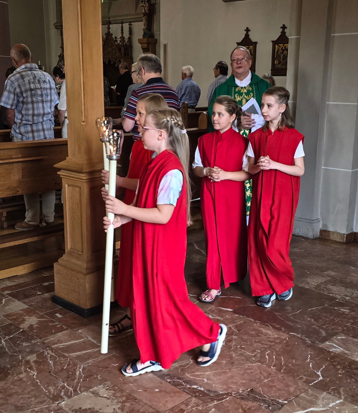 Klaas - Messdiener-Einführung St. Barbara 20260621_