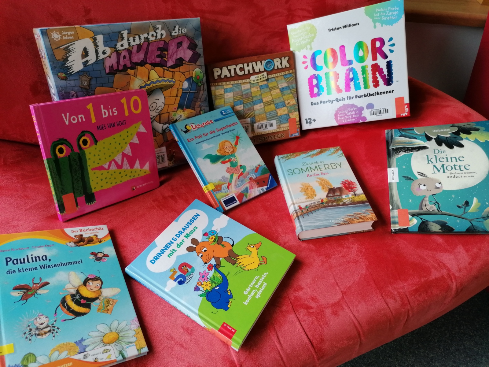 Spiele und Bücher
