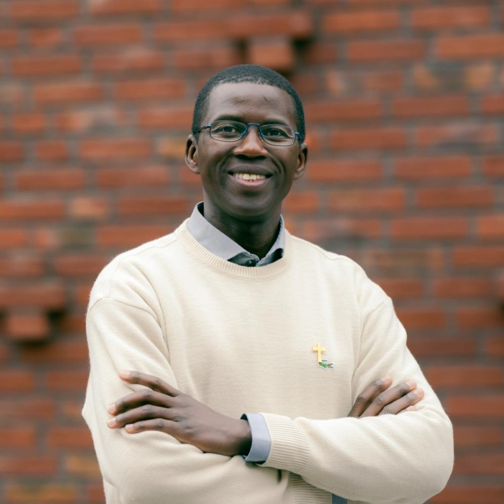 Pfr. Dr. Robert Mutegeki, Pfarrvikar